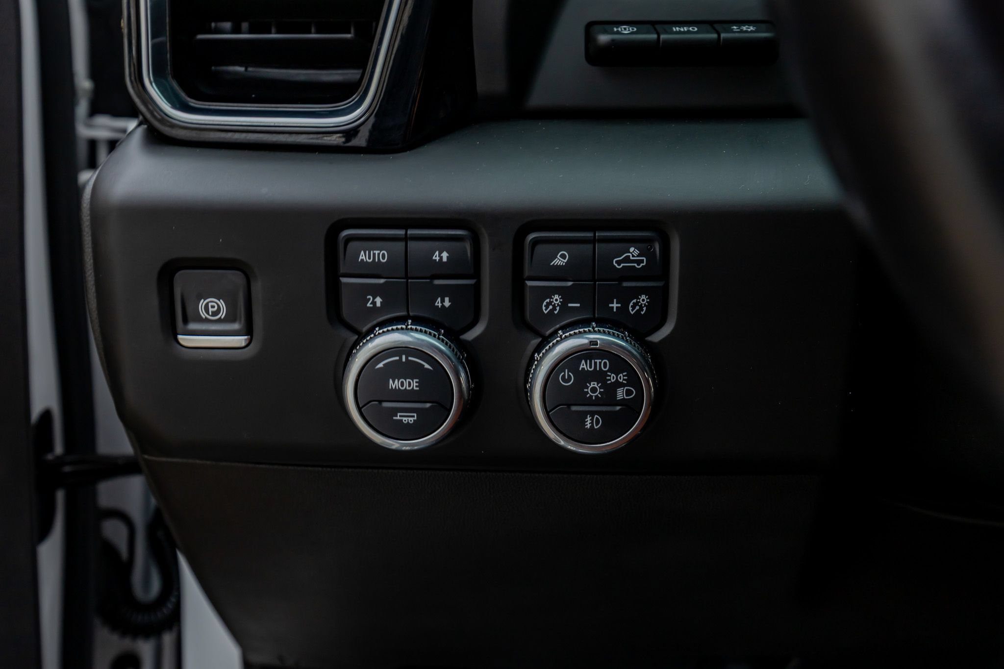 Used 2024 GMC Sierra 1500 Denali Ultimate AWD/4WD image 22