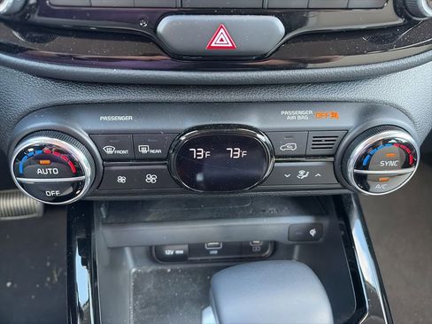 Used 2024 Kia Soul GT-Line image 16