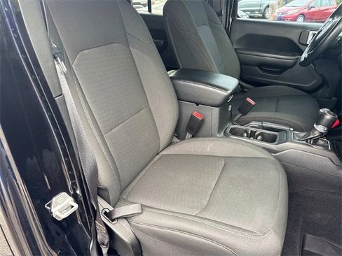 Used 2022 Jeep Gladiator Sport image 25