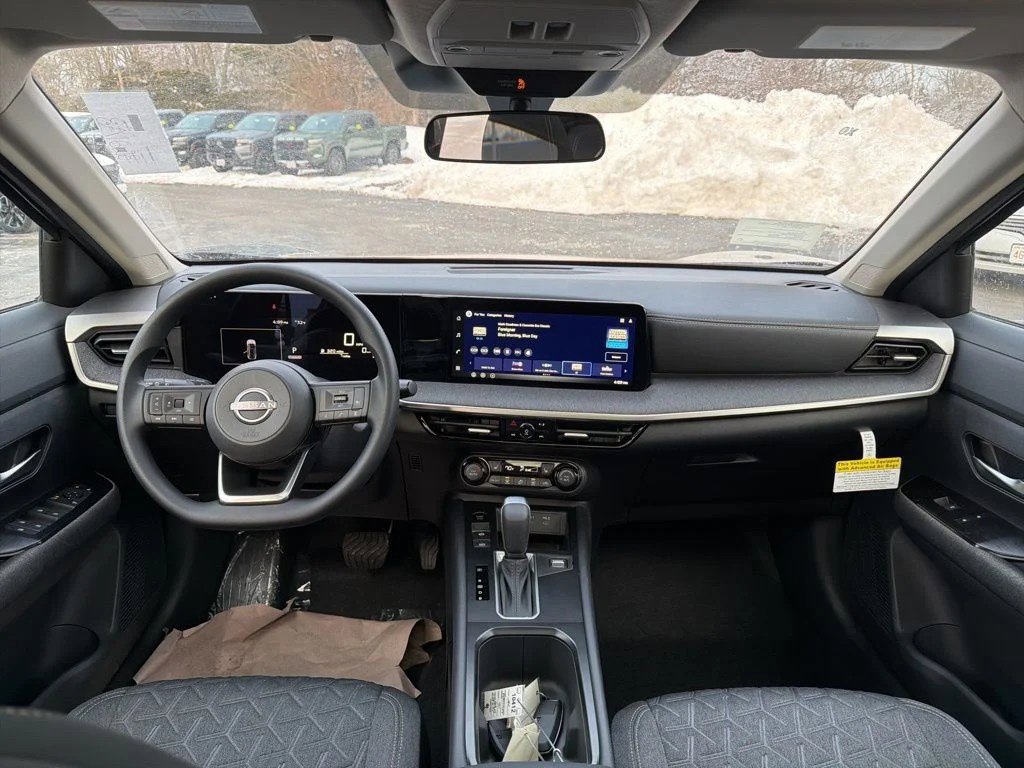 Used 2026 Nissan Kicks SV w/ Cold Weather Package AWD/4WD image 12