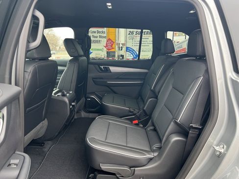 New 2026 Buick Enclave Preferred w/ Power Package image 19