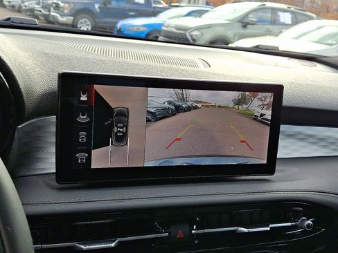 Used 2024 Alfa Romeo Tonale Veloce w/ Active Assist Package image 19