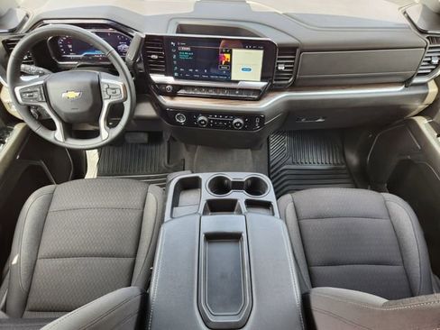 Used 2024 Chevrolet Silverado 1500 LT image 26