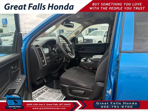 Used 2019 RAM 1500 Express w/ Hydro Blue Sport Package AWD/4WD image 11
