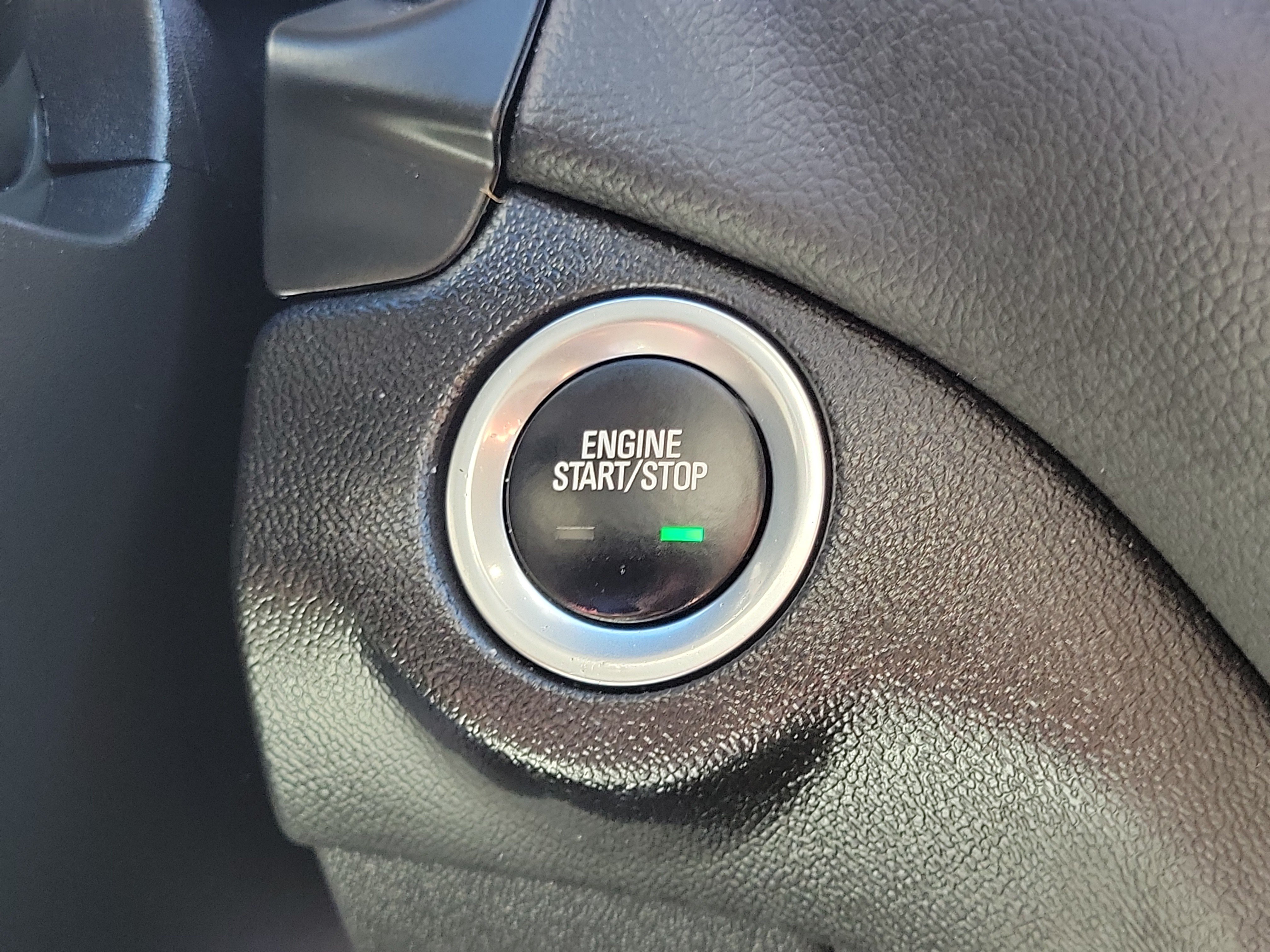 Used 2024 Chevrolet Equinox LT FWD image 28
