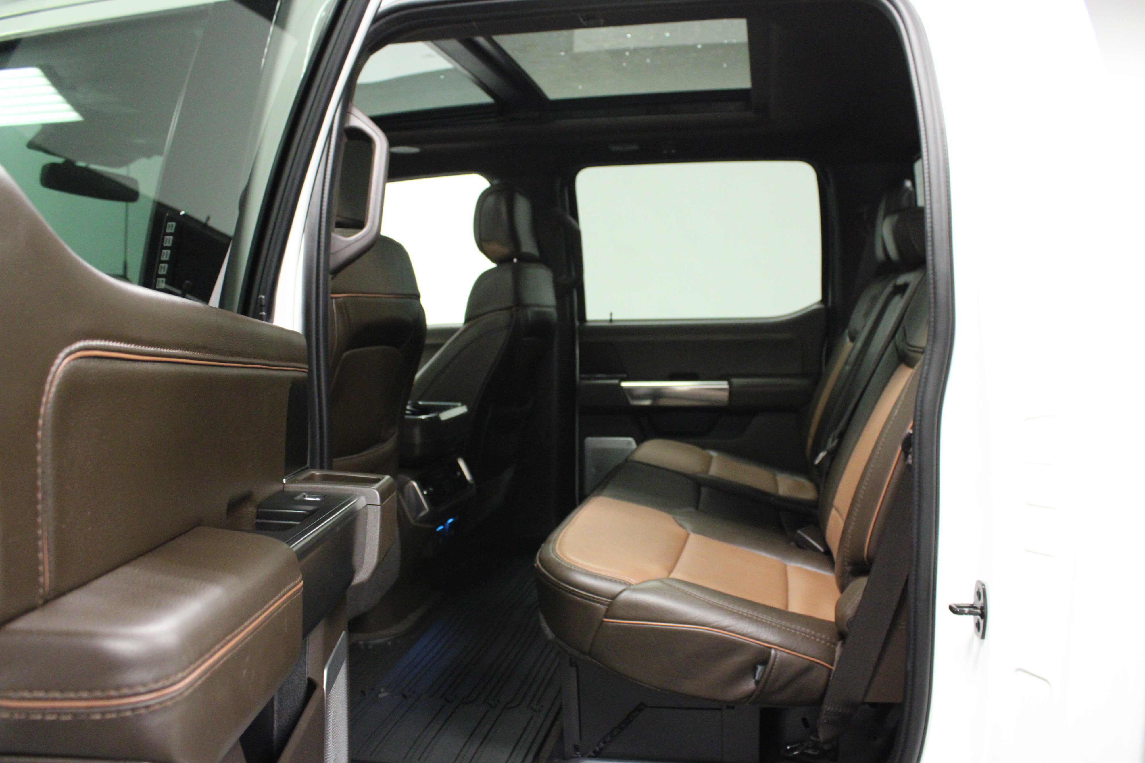Used 2023 Ford F150 King Ranch w/ Equipment Group 601A High AWD/4WD image 13