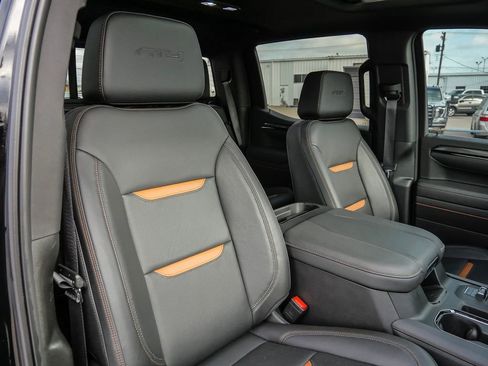 Used 2025 GMC Sierra 1500 AT4 w/ Technology Package image 19