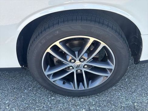 Used 2019 Dodge Challenger SXT AWD/4WD image 7