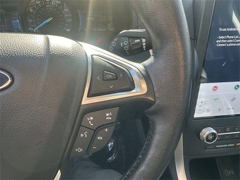 Certified 2022 Ford Edge SEL w/ Convenience Package image 29