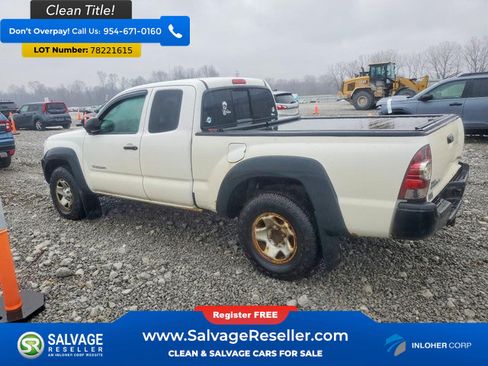 Used 2011 Toyota Tacoma 4x4 Access Cab V6 w/ Convenience Pkg image 3