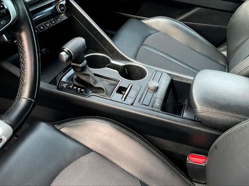 Used 2022 Kia K5 GT-Line image 15