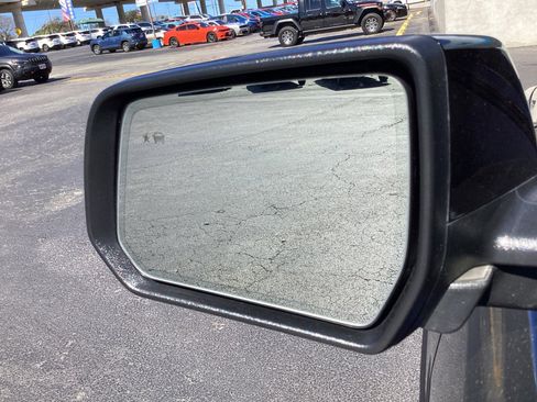 Used 2023 GMC Acadia AT4 w/ Technology Package image 38