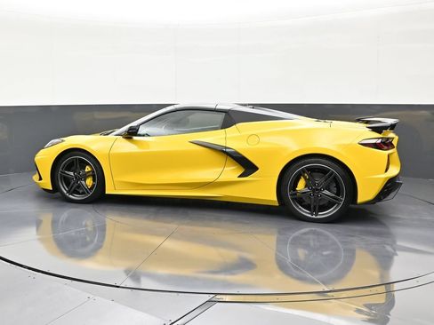 Used 2026 Chevrolet Corvette Stingray Preferred Conv w/ Stealth Interior Trim Package RWD image 2