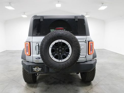 Used 2024 Ford Bronco Outer Banks w/ Sasquatch Package image 8