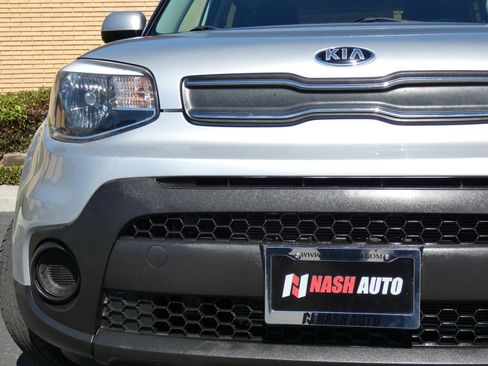 Used 2018 Kia Soul image 19