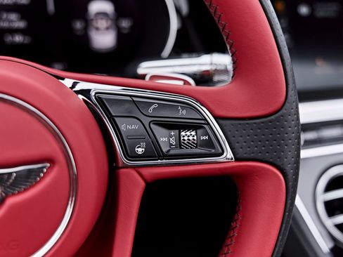 Used 2020 Bentley Continental GT AWD/4WD image 65