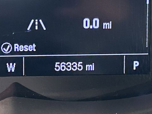 Used 2019 Chevrolet Trax LT w/ LT Convenience Package image 27