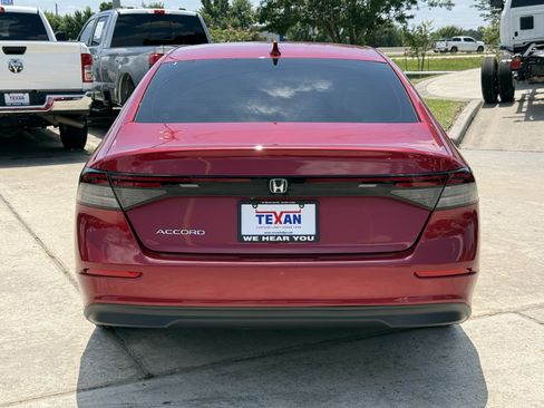 Used 2024 Honda Accord EX image 6