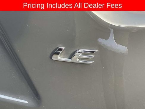Used 2025 Toyota Corolla LE w/ Convenience Package FWD image 8