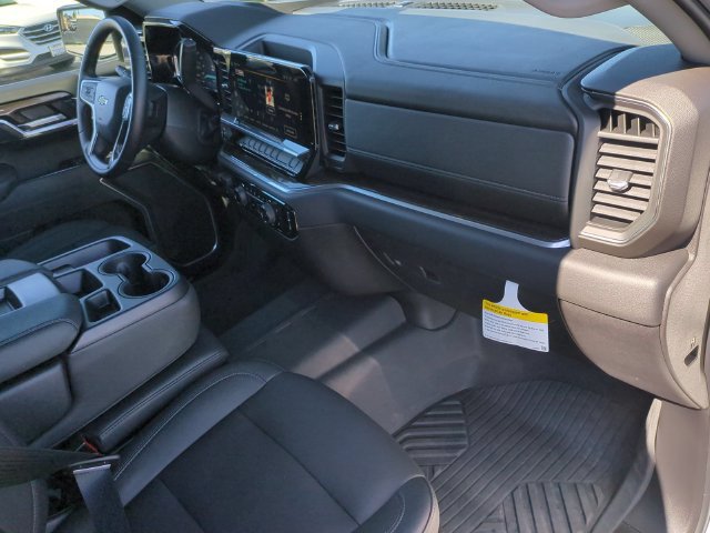 Certified 2026 Chevrolet Silverado 1500 LT AWD/4WD image 35