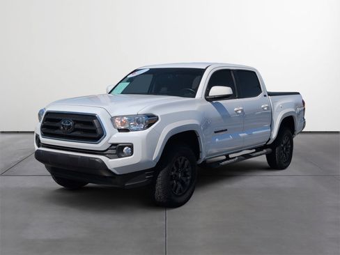 Certified 2021 Toyota Tacoma SR5 image 2