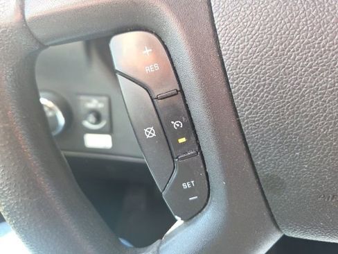 Used 2018 GMC Savana 3500 Extended w/ Driver Convenience Package image 26