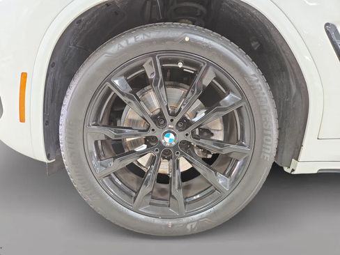 Used 2023 BMW X4 xDrive30i w/ M Sport Package AWD/4WD image 9