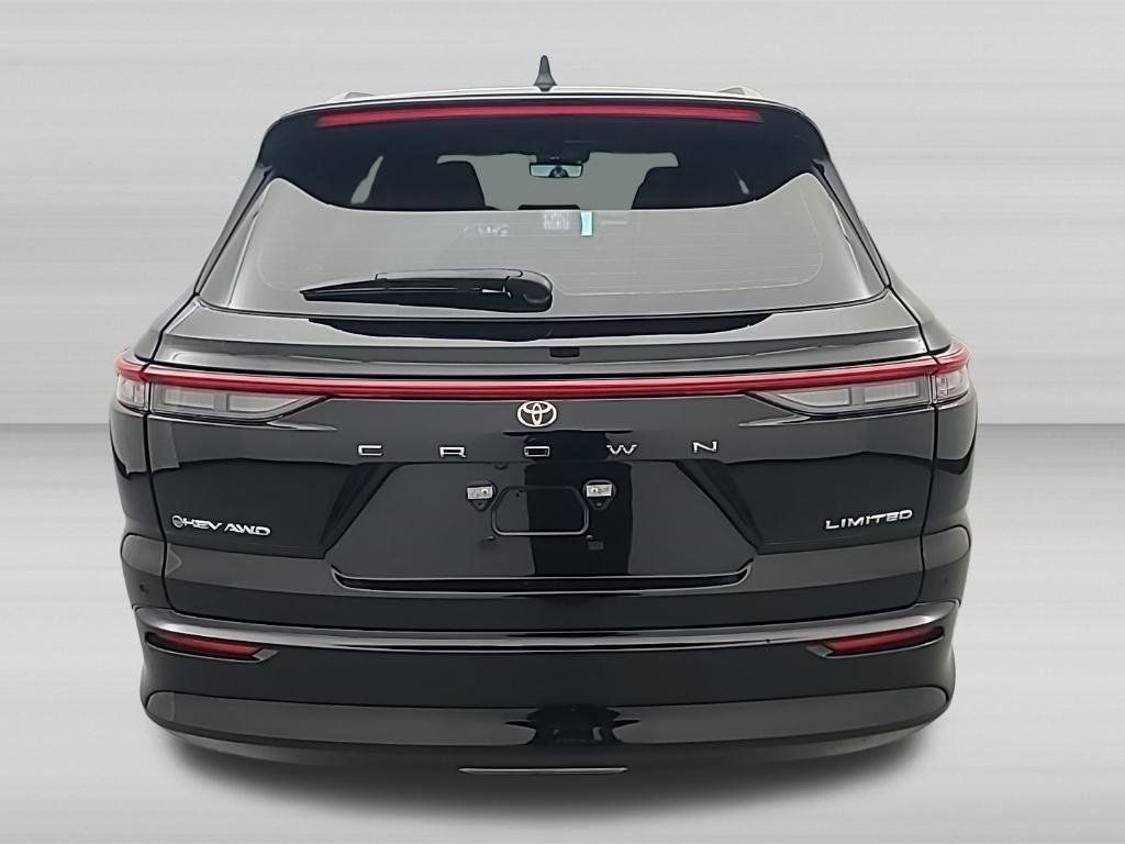 Used 2026 Toyota Crown Signia w/ Advanced Technology Package AWD/4WD image 6