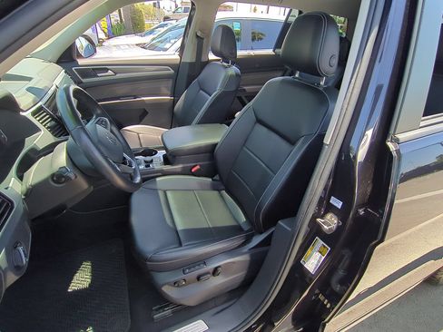 Used 2022 Volkswagen Atlas SEL R-Line AWD/4WD image 19