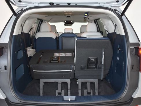 New 2026 Kia Carnival EX image 29