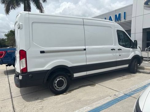 Used 2017 Ford Transit 250 148 Medium Roof RWD image 3