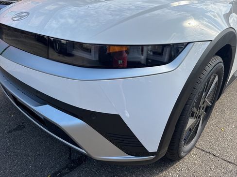 New 2025 Hyundai Ioniq 5 SEL image 9
