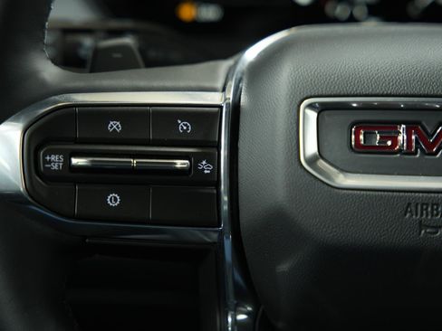 New 2026 GMC Acadia Elevation w/ Black Edition FWD image 33
