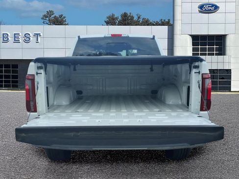 Used 2025 Ford F150 Lariat w/ Equipment Group 501A Mid AWD/4WD image 6