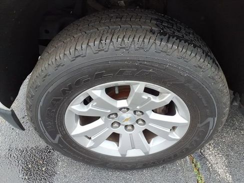 Used 2017 Chevrolet Colorado LT image 15