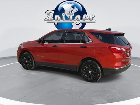 Used 2020 Chevrolet Equinox LT w/ Driver Convenience Package image 7