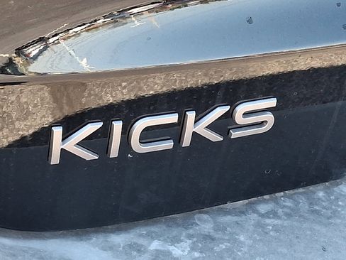New 2026 Nissan Kicks SR FWD image 4