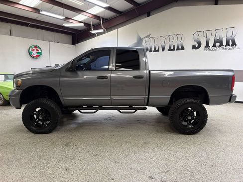 Used 2006 Dodge Ram 2500 Truck Laramie w/ Trailer Tow Group AWD/4WD image 3