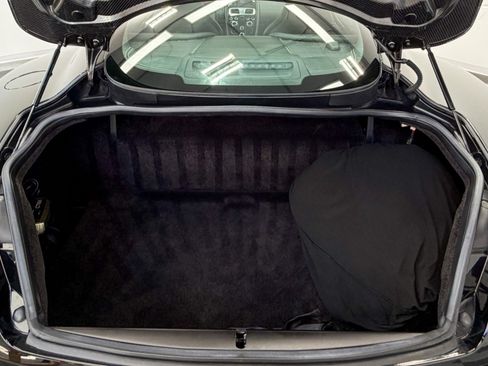 Used 2016 Aston Martin Vanquish Coupe RWD image 17