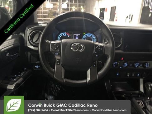 Used 2019 Toyota Tacoma TRD Sport AWD/4WD image 31
