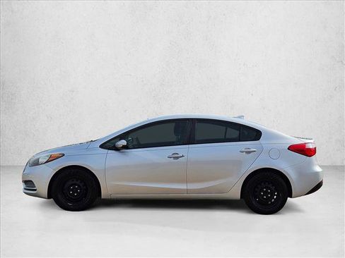 Used 2015 Kia Forte LX FWD image 9