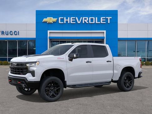 New 2026 Chevrolet Silverado 1500 LT Trail Boss w/ LT Trail Boss Premium Package AWD/4WD image 2