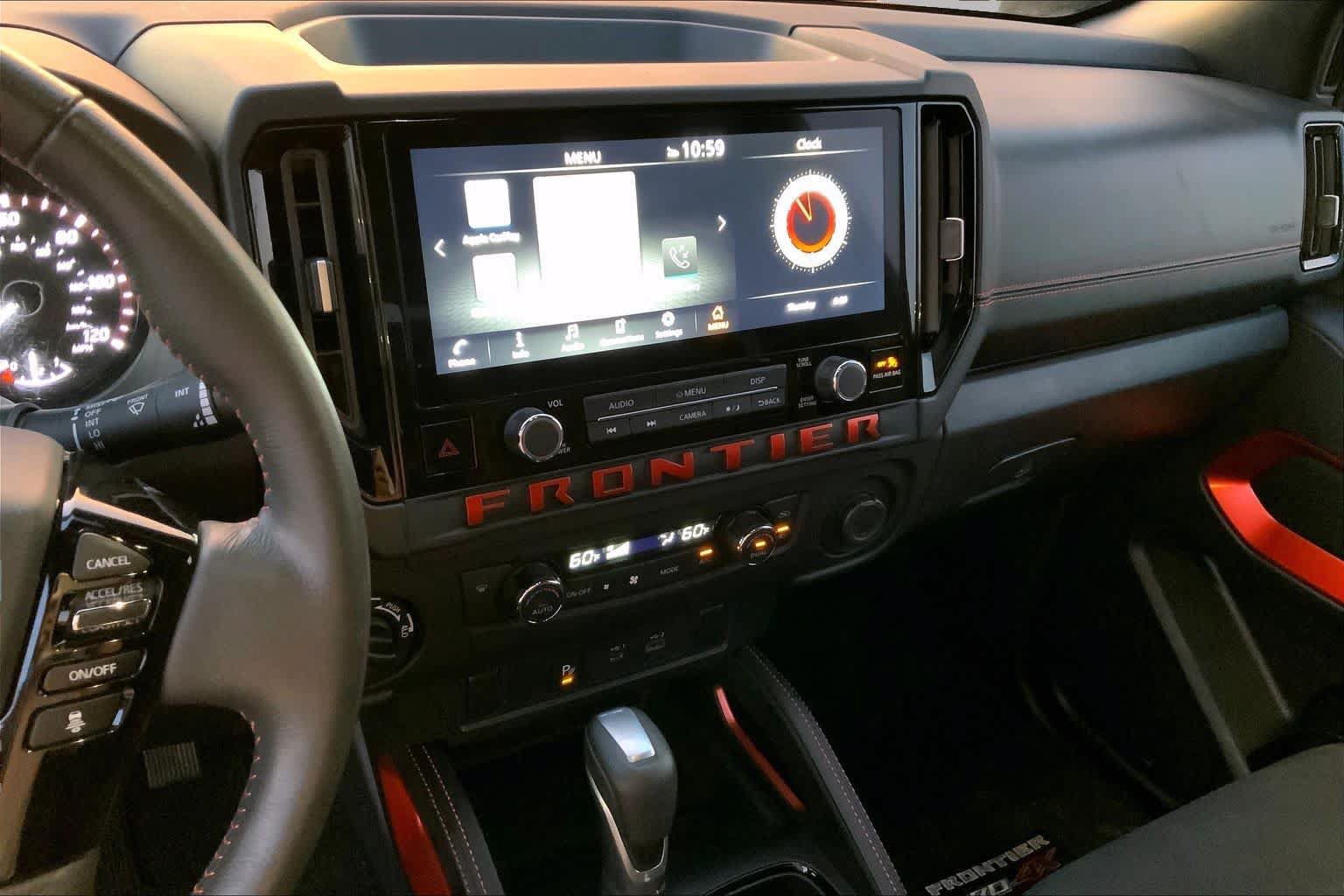 Used 2025 Nissan Frontier PRO-4X AWD/4WD image 6