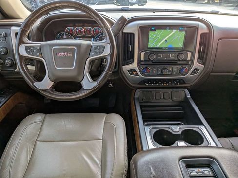 Used 2018 GMC Sierra 1500 SLT image 22