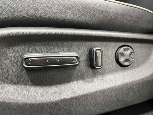 New 2026 Honda Odyssey Touring image 12