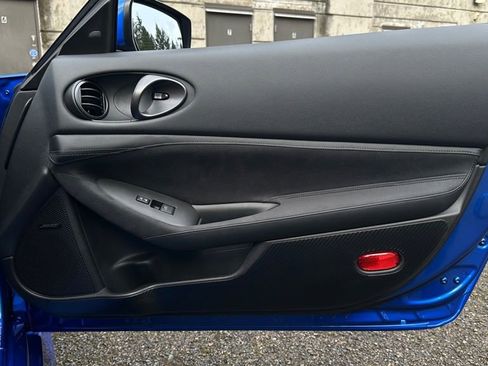 Used 2025 Nissan Z Performance w/ Floor Mat Package image 28