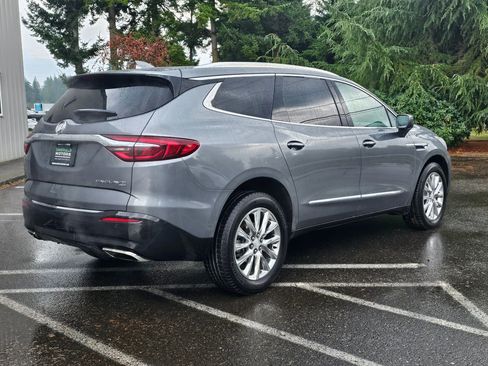 Used 2019 Buick Enclave Premium image 3