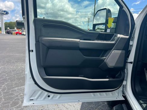 New 2025 Ford F350 Lariat w/ Lariat Ultimate Package image 17