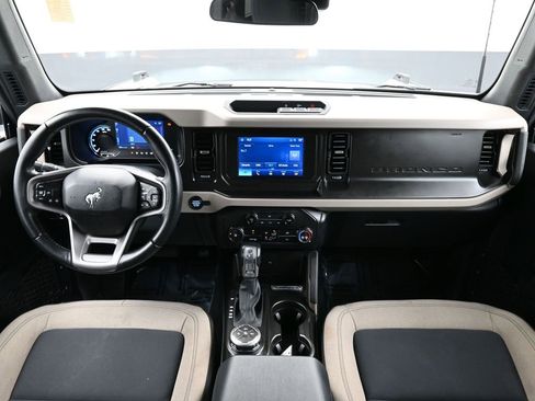 Used 2023 Ford Bronco Big Bend image 12