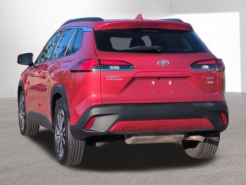 Certified 2023 Toyota Corolla Cross XLE image 8